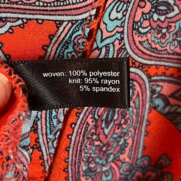 The Limited Paisley Tank Top - Picture 4 of 11